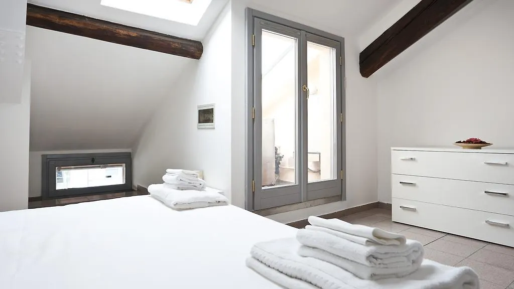 Italianway-Bressanone Apartment Milan