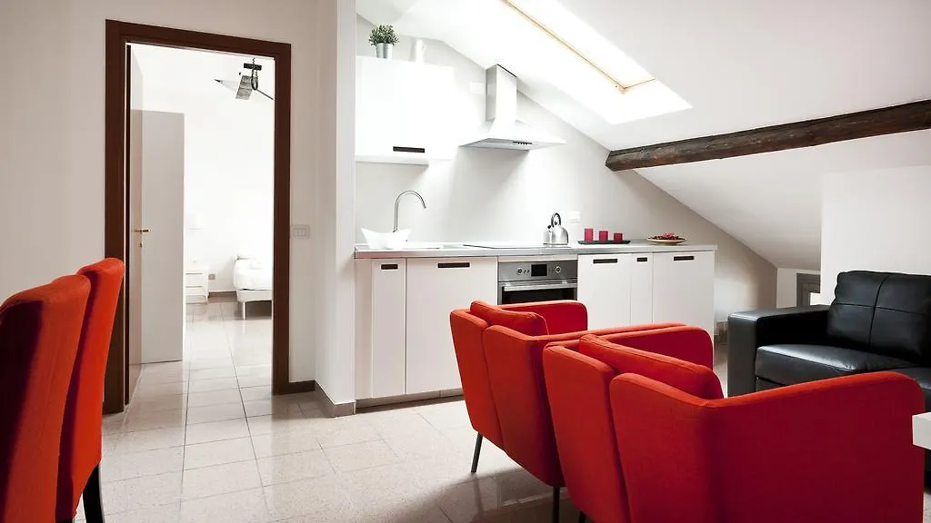 Italianway-Bressanone Apartment Milan 0*,